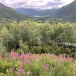 Traditional Family Spectacular View Дом отдыха