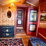 Traditional Family Spectacular View Дом отдыха