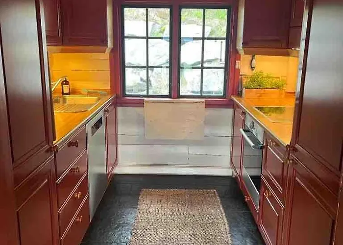 Traditional Family Spectacular View Дом отдыха *