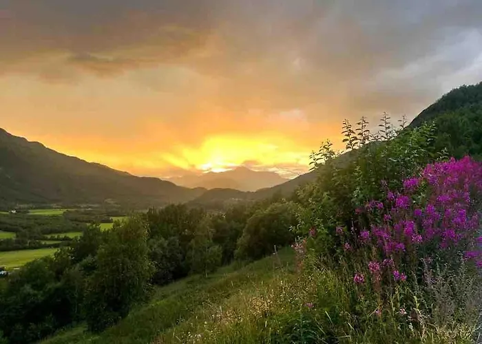 Traditional Family Spectacular View Дом отдыха